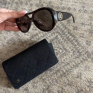 Chanel aviator sunglasses with CC motif
